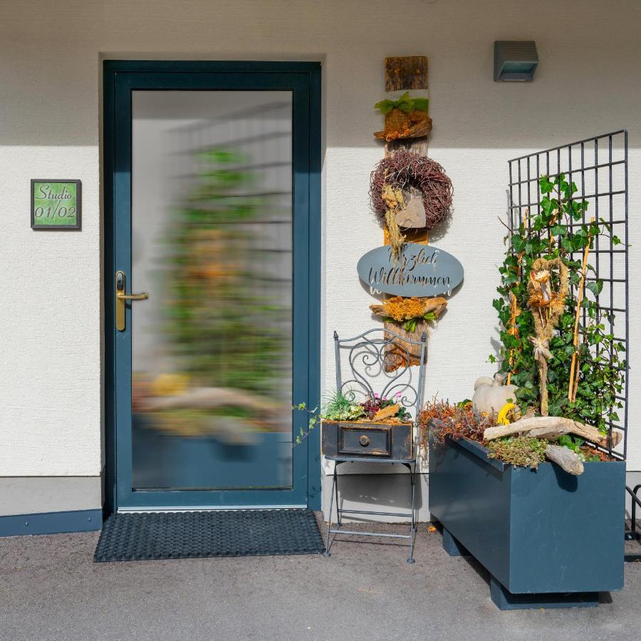 Vier Studios & Restaurant Längenfeld Exteriör bild