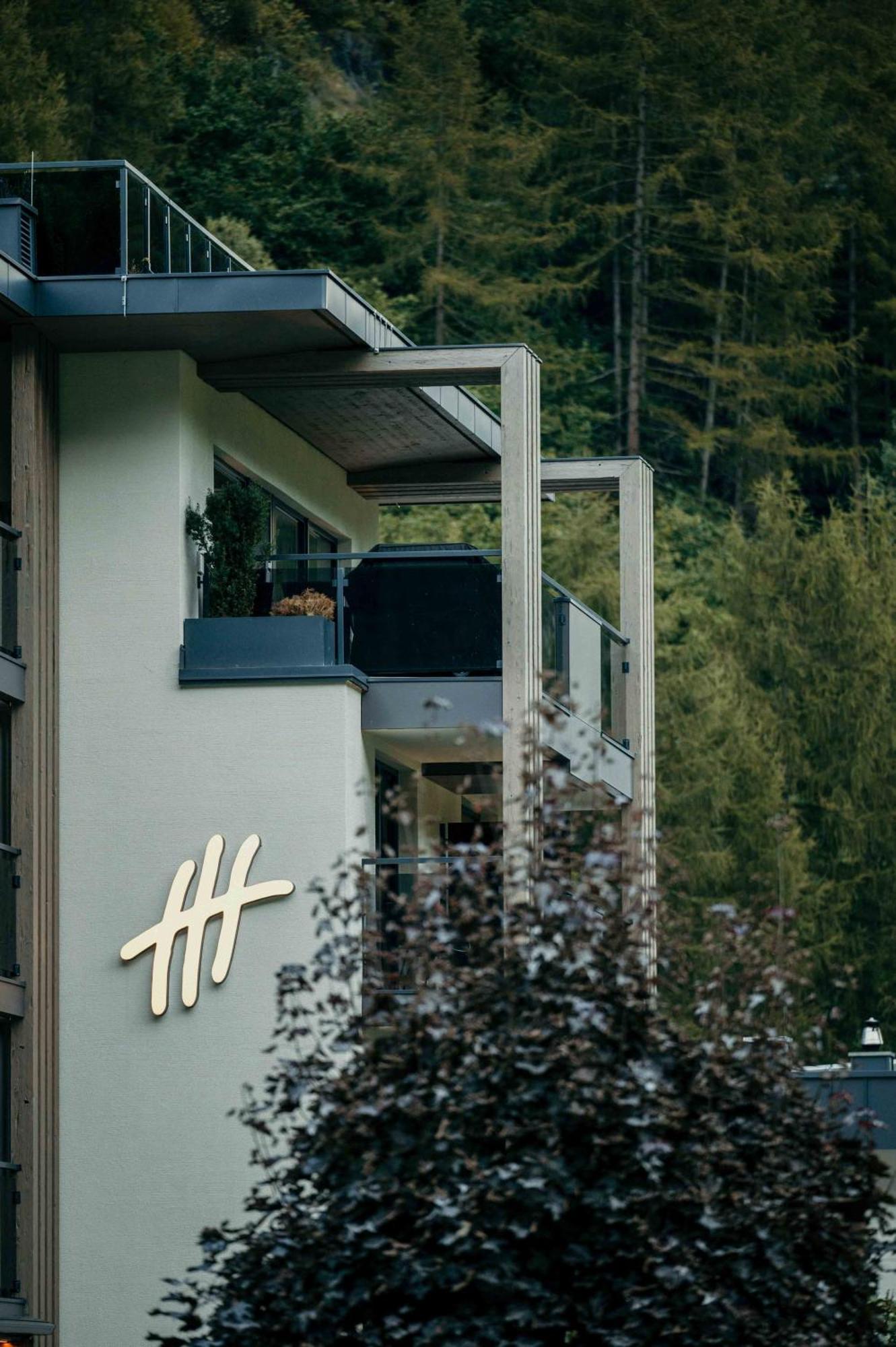 Vier Studios & Restaurant Längenfeld Exteriör bild